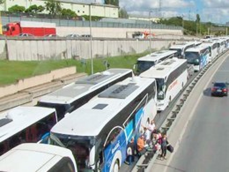 Yurt içi seyahate 3 ayda 5 milyar lira harcandı