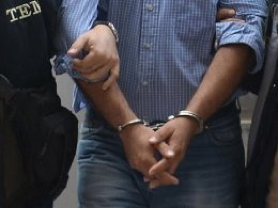 Antep’te FETÖ soruşturmasında 10 tutuklama