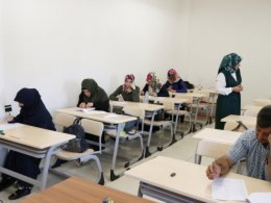 Antep’te işitme engellilere umre ödüllü sınav