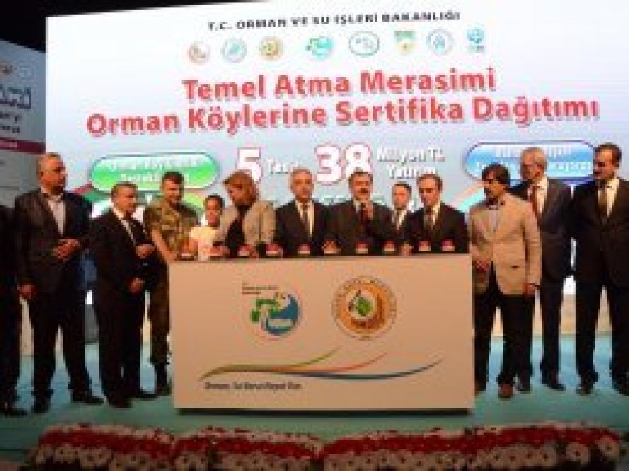 Bakan Eroğlu Hakkari'de