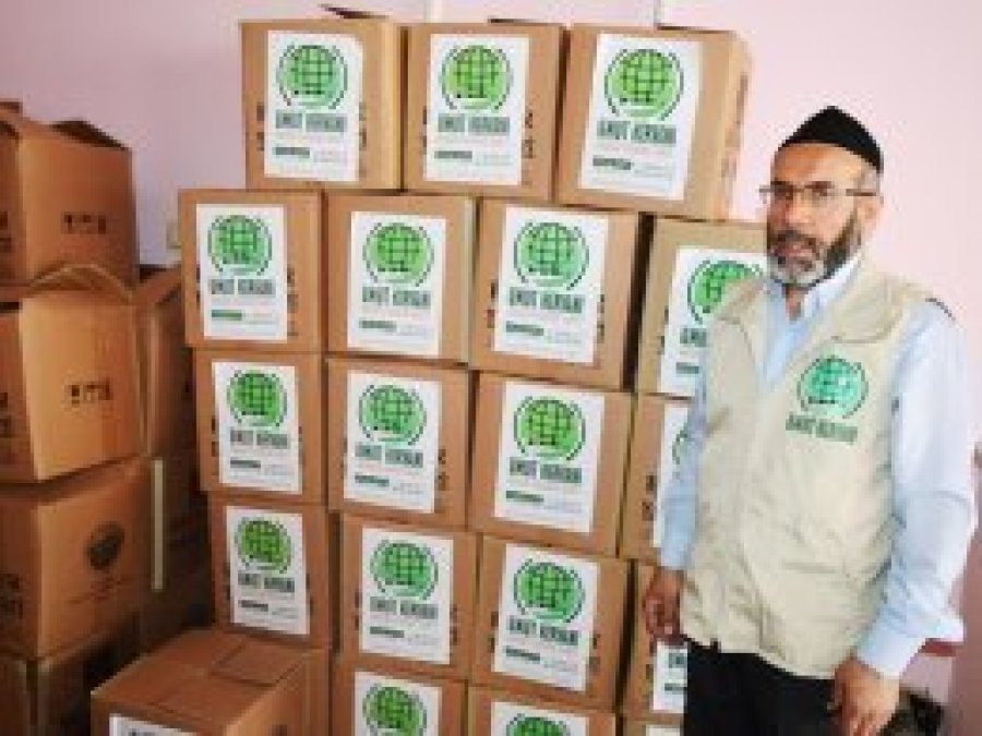 Umut Kervanı'ndan Bitlis’te ihtiyaç sahibi ailelere yardım
