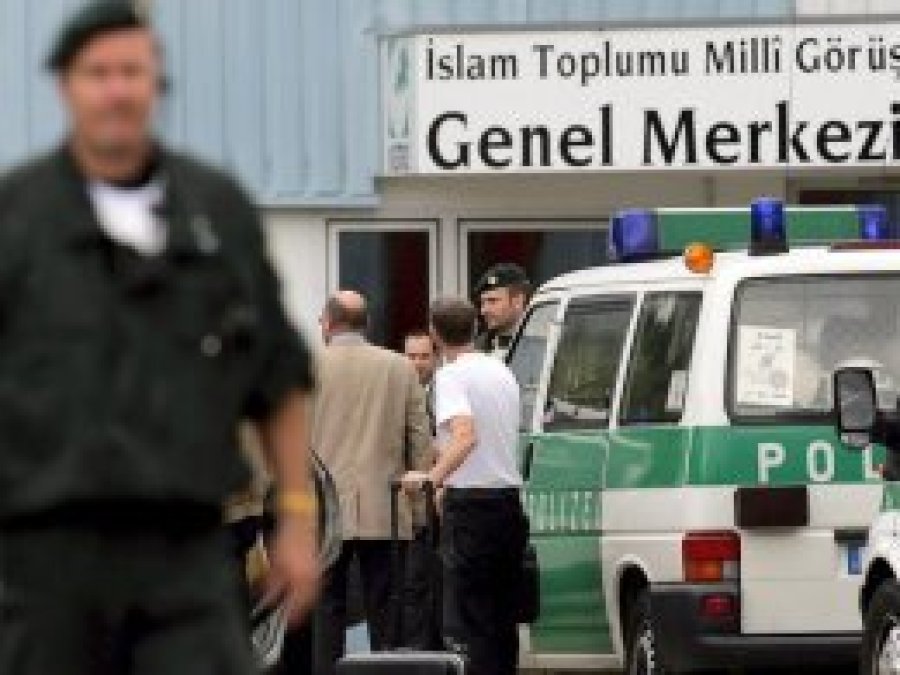 Milli Görüş yetkilileri Köln'de yargılanacak