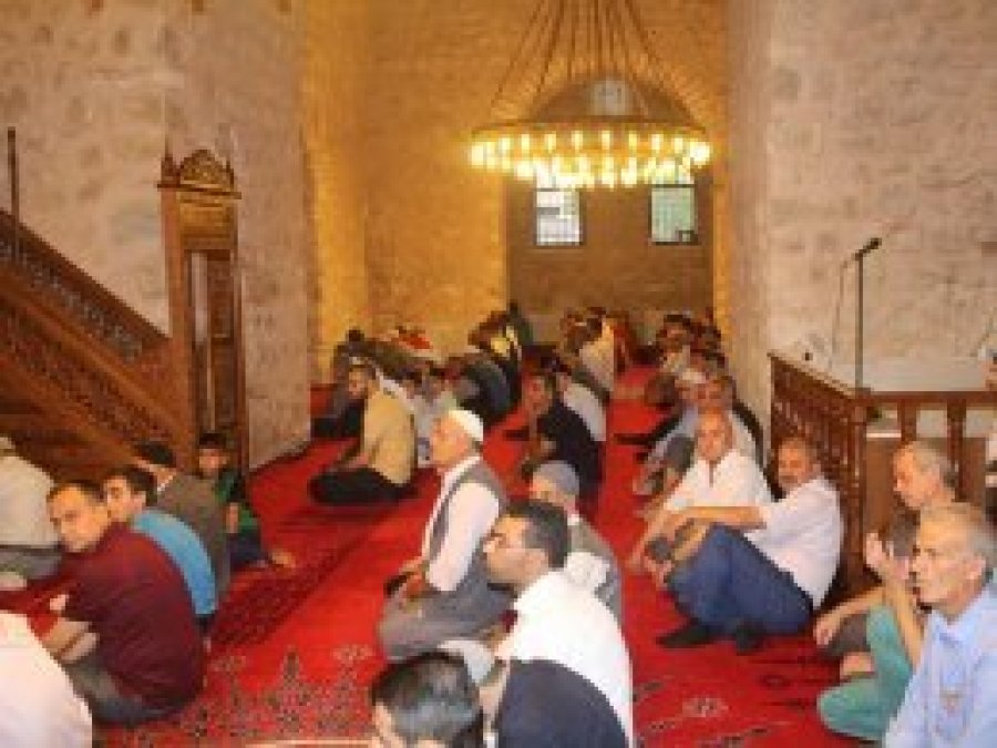 'Bayram sevincine gölge düşürmeyelim'
