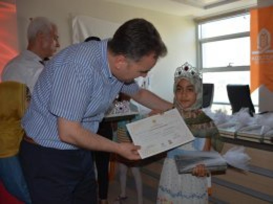Kızıltepe'deki yaz kurslarında 2 bin öğrenci eğitim gördü