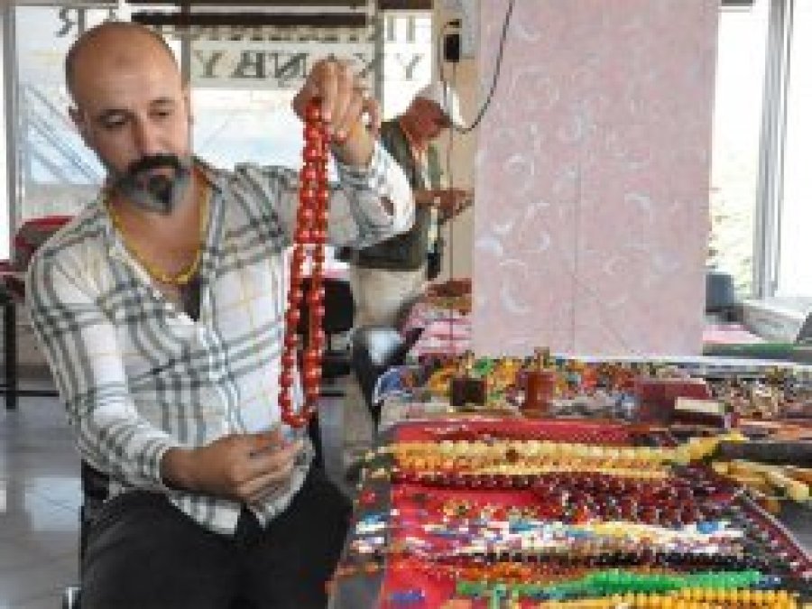 150 yıllık tespih 30 bin dolara satışa sunuldu