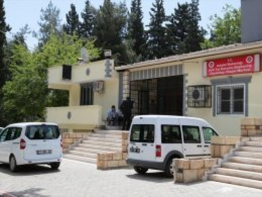 Antep'te otomobil motosiklete çarptı: 1 ölü