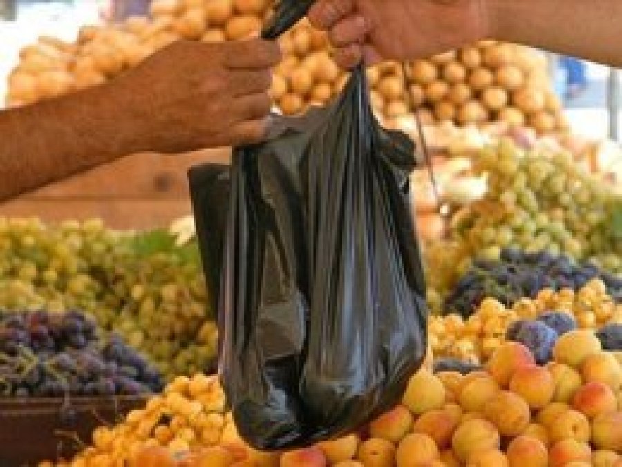 Artık naylon poşetler parayla satılacak