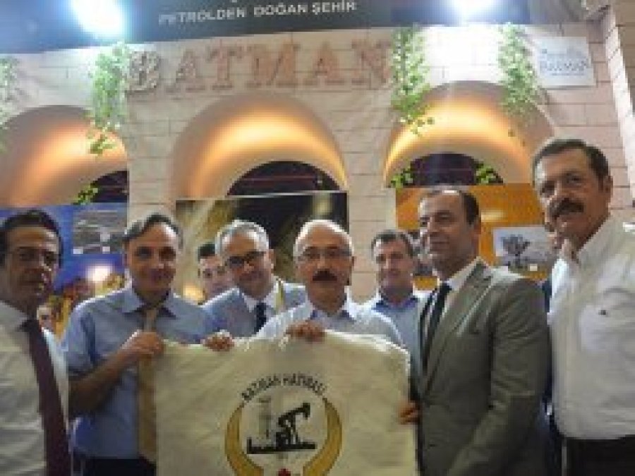 Güneydoğu'nun yöresel ürünleri Antalya’da tanıtıldı