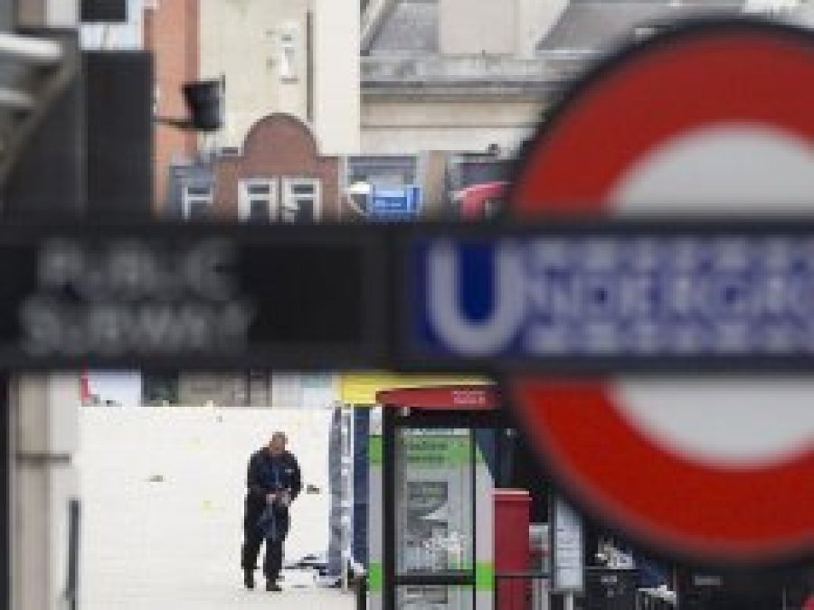 Londra metrosunda patlama