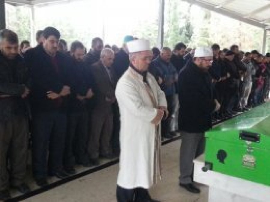 Yusufi Zülküf Yüce’nin annesi son yolculuğuna uğurlandı