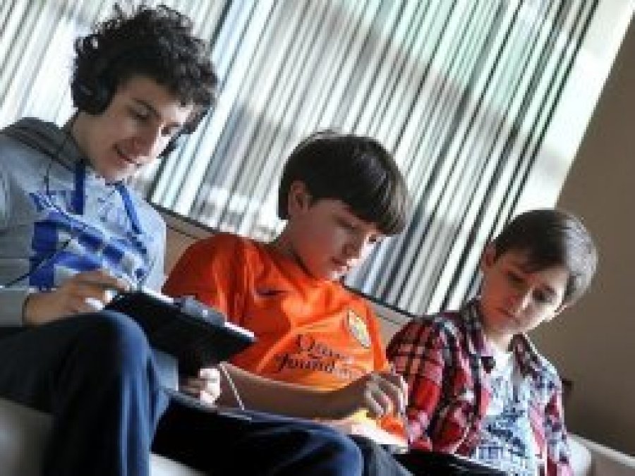 'Dijital tehlike'lere karşı toplumsal kampanya