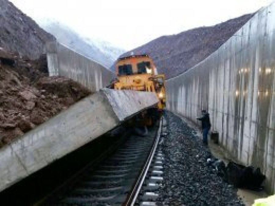 Demiryolunda kaza: 2 yaralı