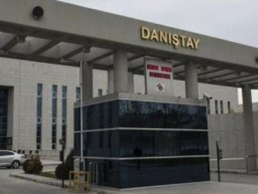 Danıştay 'Öğrenci Andı'nı kaldıran hükmü iptal etti