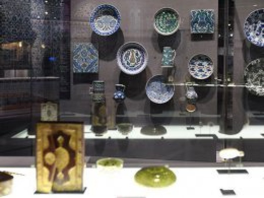 İslam Sanat Eserleri Louvre'da sergileniyor