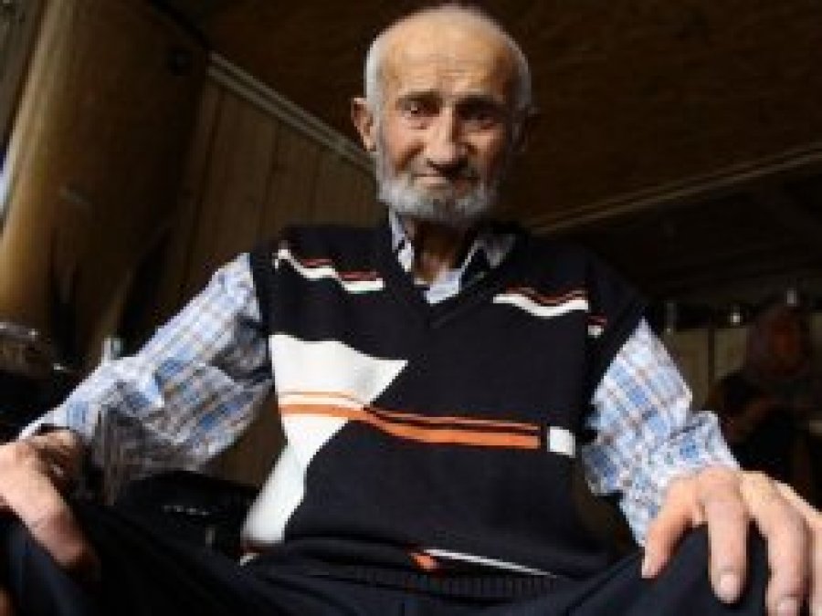 85 yaşında ilk kez hastaneye gitti böbreği olmadığını öğrendi