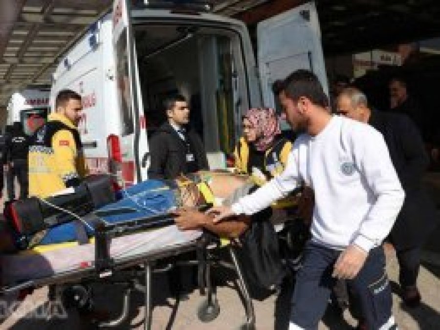 Roketli saldırıda ağır yaralanan 2 kişi hayatını kaybetti