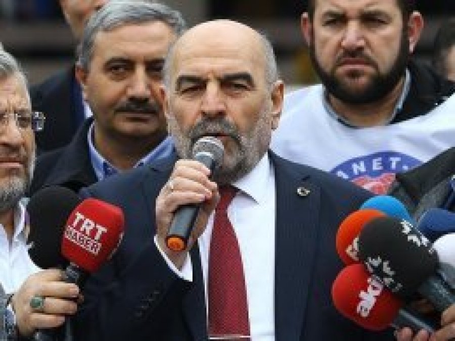 'Oktar kitaplarını gönderdiği Netanyahu'ya dua ediyor'