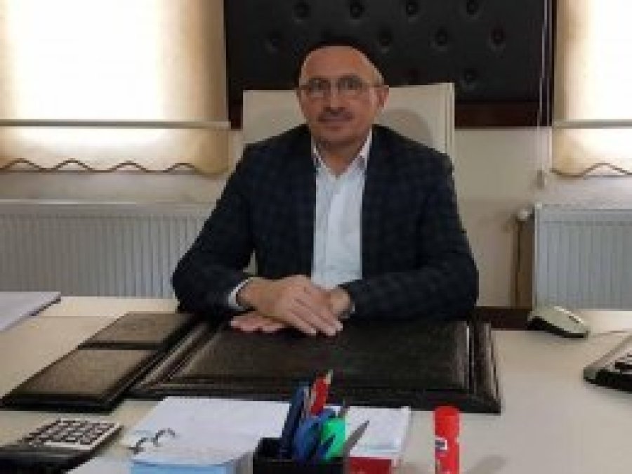 '14 Şubat dinimizin lanetlediği işlerin ayyuka çıktığı gündür'