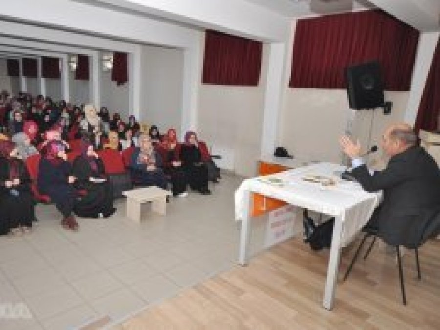 'İslam medeniyeti bir kitap ve okuma medeniyetidir'