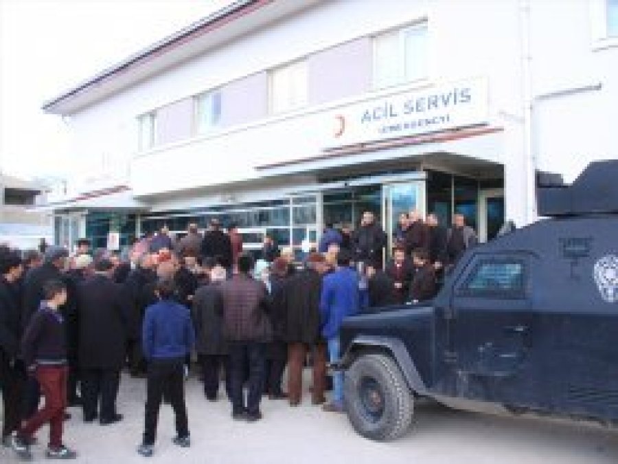 Van'da mera kavgası: 2 ölü
