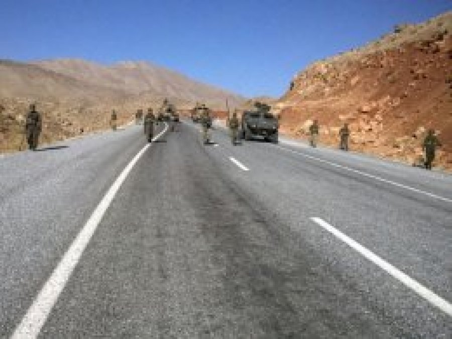 Bitlis’te patlayıcı infilak etti: Bir asker hayatını kaybetti