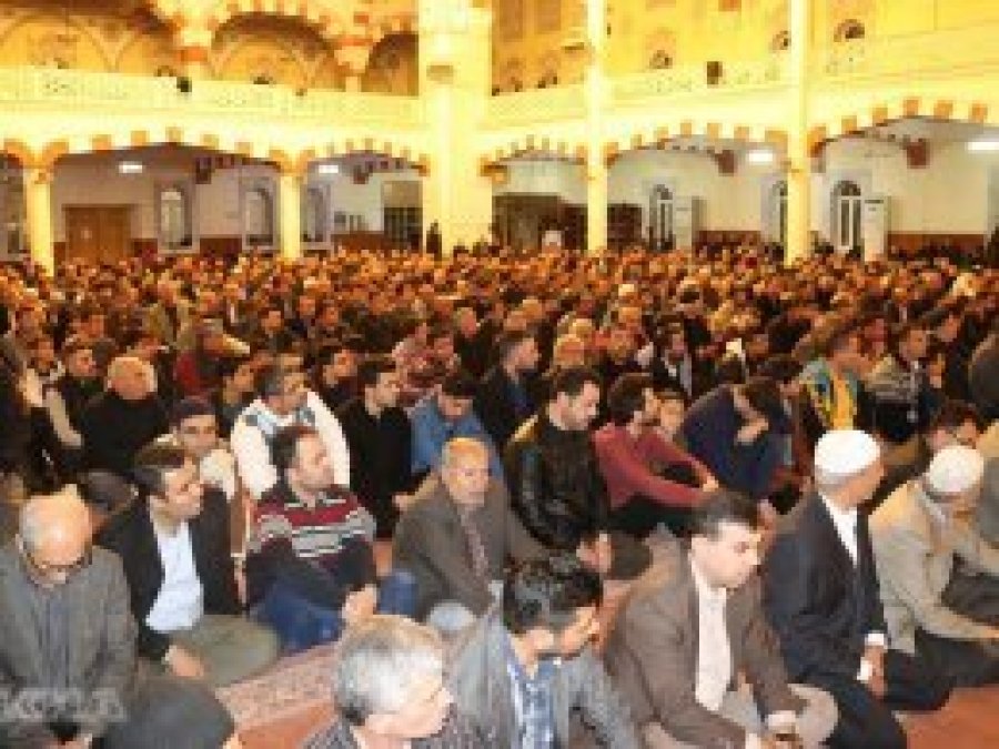 Regaip Kandilinde camiler doldu taştı