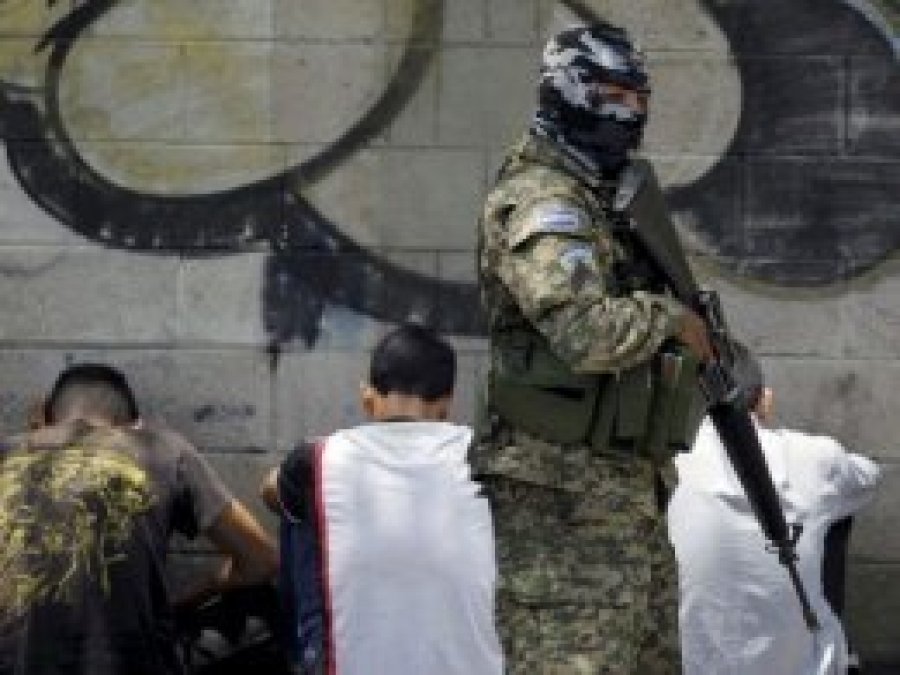 Tuhaflıklar Ülkesi El Salvador