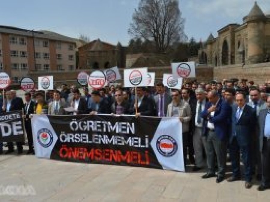 Eğitim-Bir-Sen: Mülakatla atamadan vazgeçilmelidir