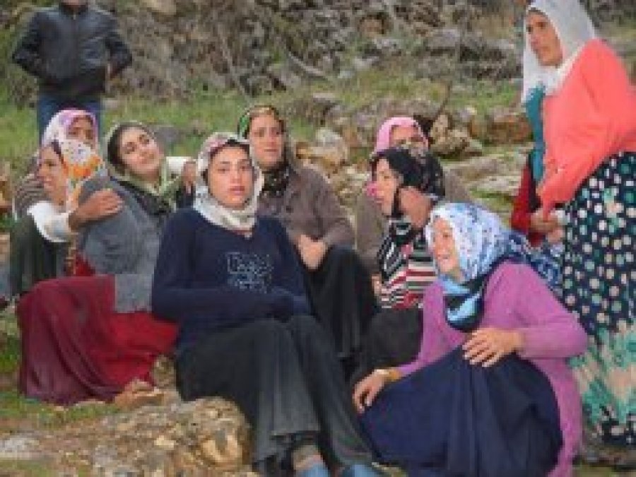 PKK saldırısında hayatını kaybeden güvenlik korucuları defnedildi