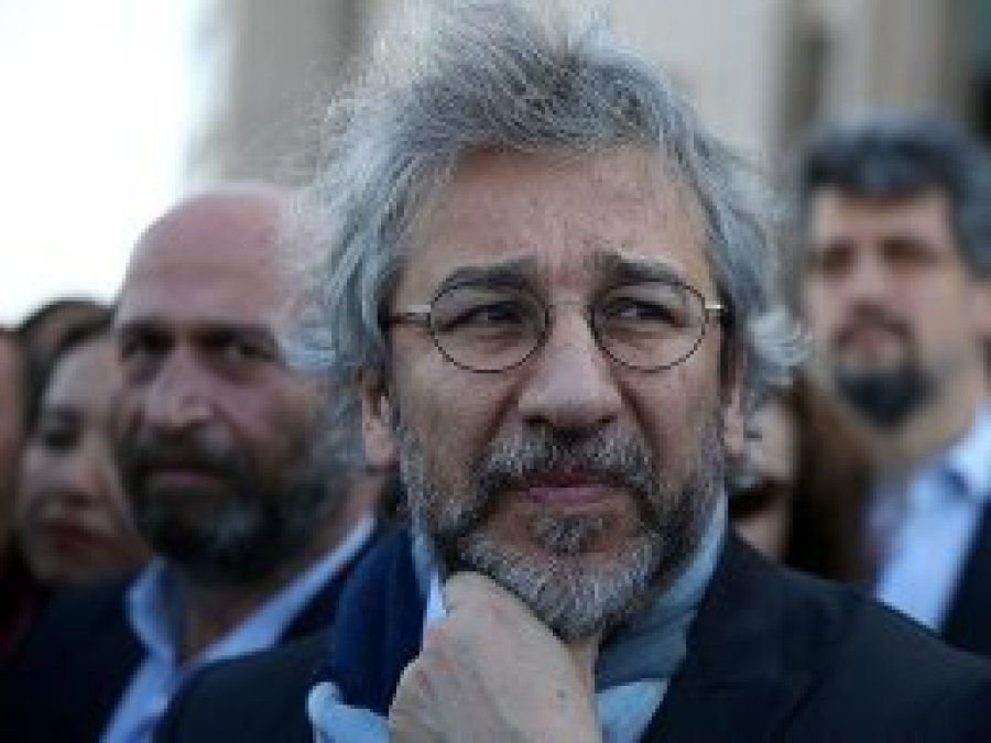 Can Dündar hakkında kırmızı bülten kararı