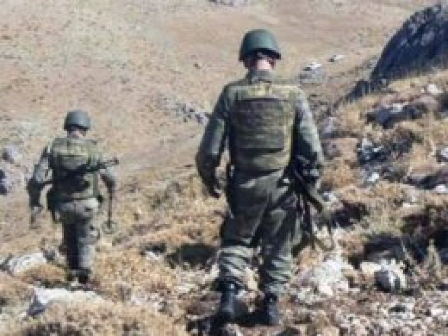 Hakkâri'de 2 asker hayatını kaybetti