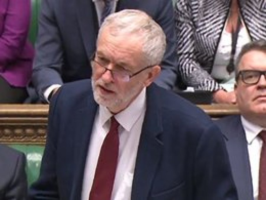 Corbyn’den Suriye’de barış çağrısı