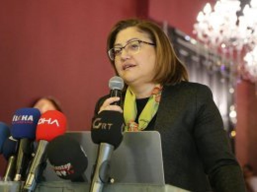 Stadın yerine yapılacak caminin çalışmaları devam ediyor