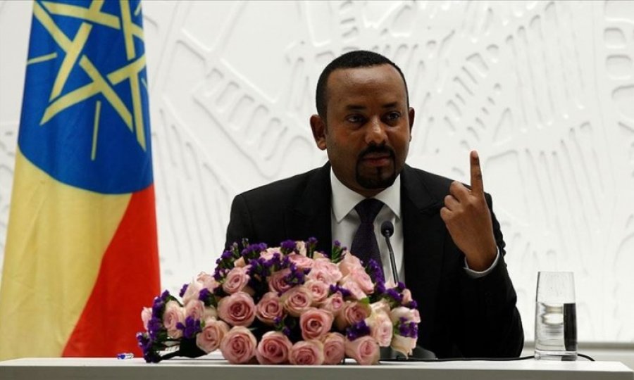 Dünya Afrikalı Nobel Barış Ödülü'nü alanı alkışladı