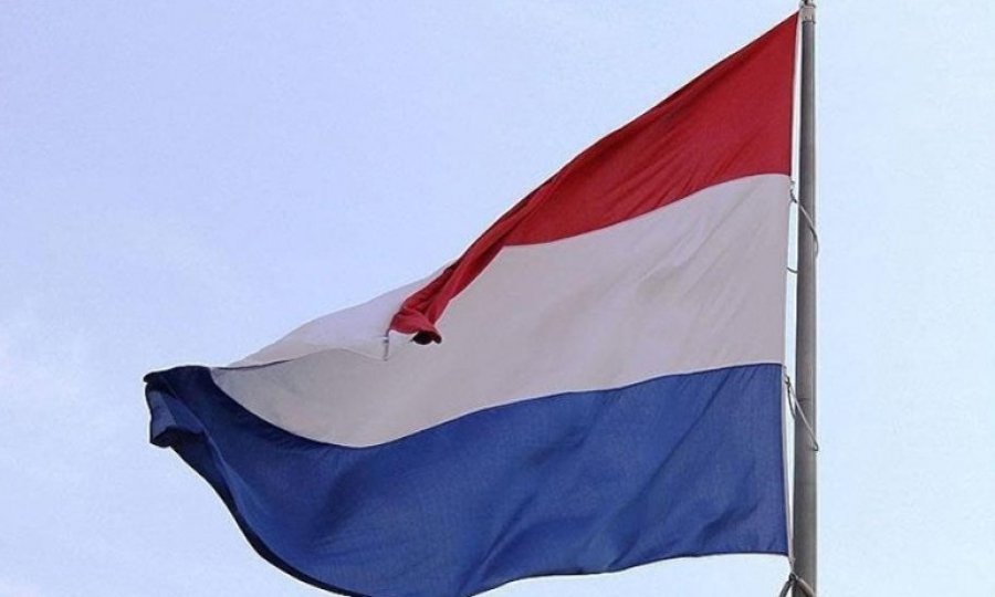 Hollanda Türkiye'ye yönelik silah ihracatını askıya aldı
