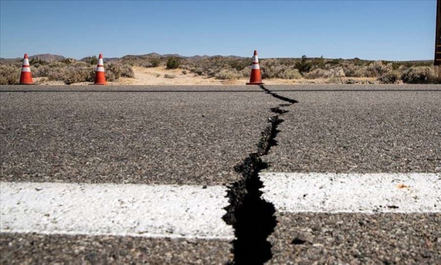 Meksika'da 6,4 büyüklüğünde deprem