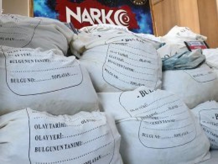 'Yılbaşından bugüne kadar 5 ton eroin ele geçirildi'