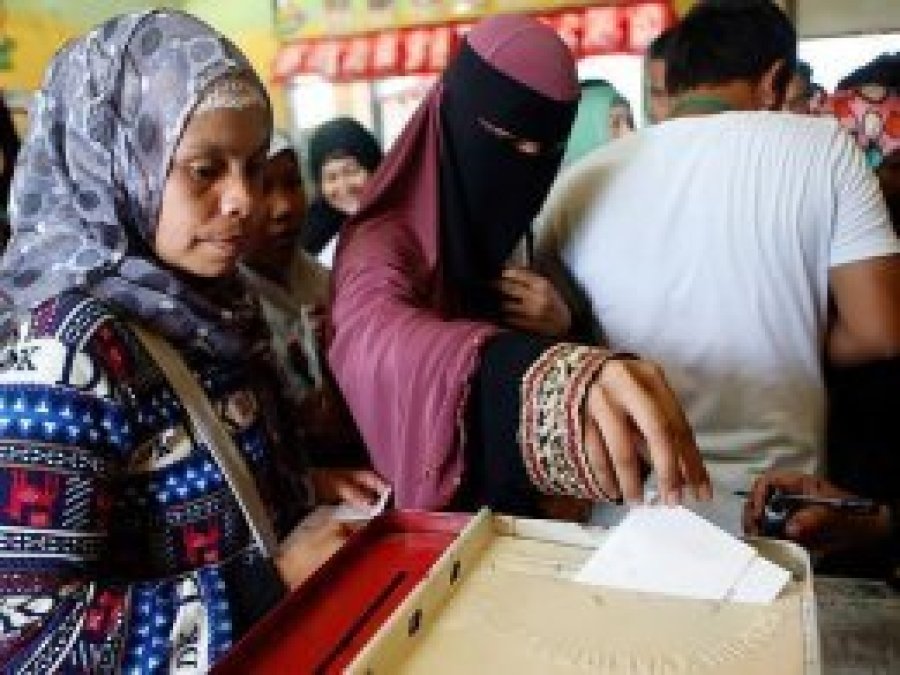 Tarihi Moro referandumu sonuçlandı