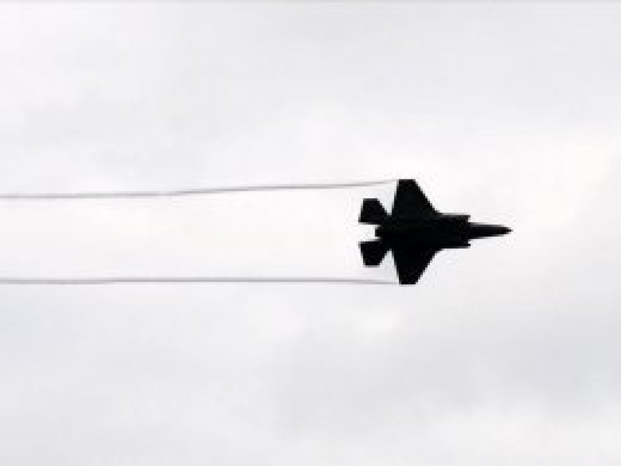 Japon F-35 savaş uçağı Pasifik Okyanusu üzerinde kayboldu