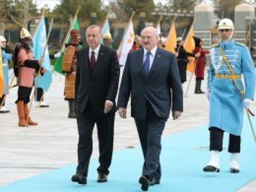 Belarus Cumhurbaşkanı Lukaşenko Ankara'da