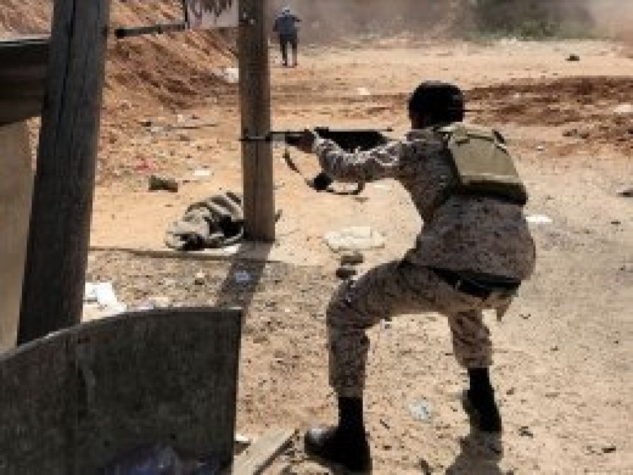 Libya zirvesinden savaşın durdurulması çağrısı