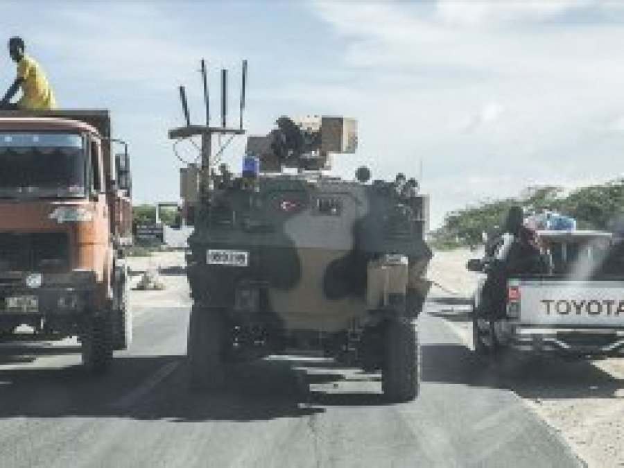 Mogadişu'daki çatışmalar yaşamı olumsuz etkiliyor