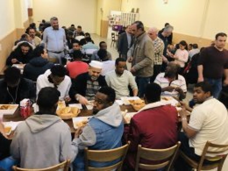 Said-i Nursi Vakfı yıllardır 20'ye yakın milleti iftarda buluşturuyor