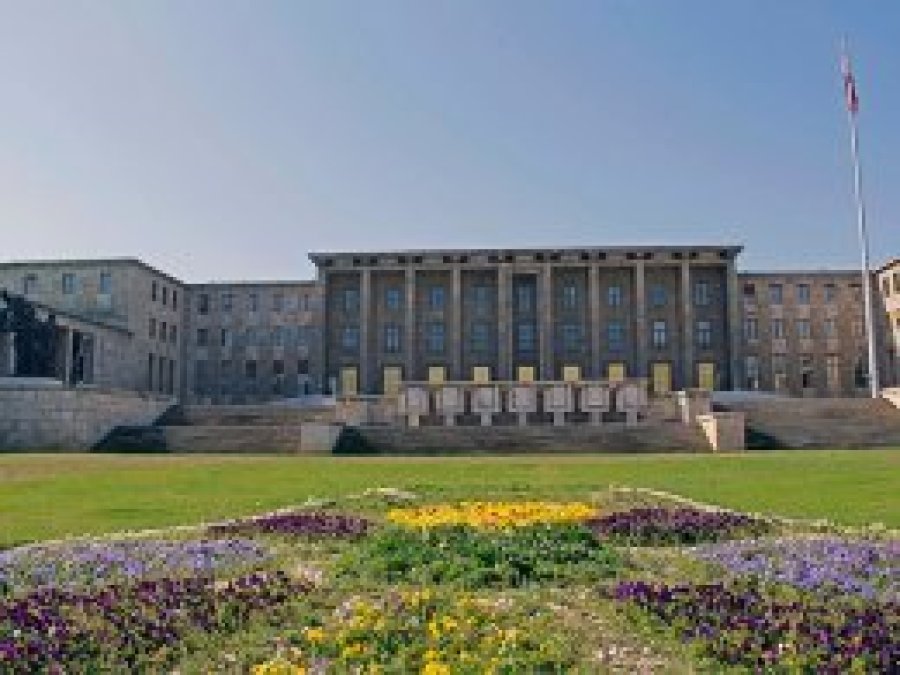 TBMM'ye saldırı girişimi