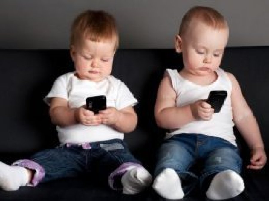 Çocuğa kaç yaşında akıllı telefon alınmalı?
