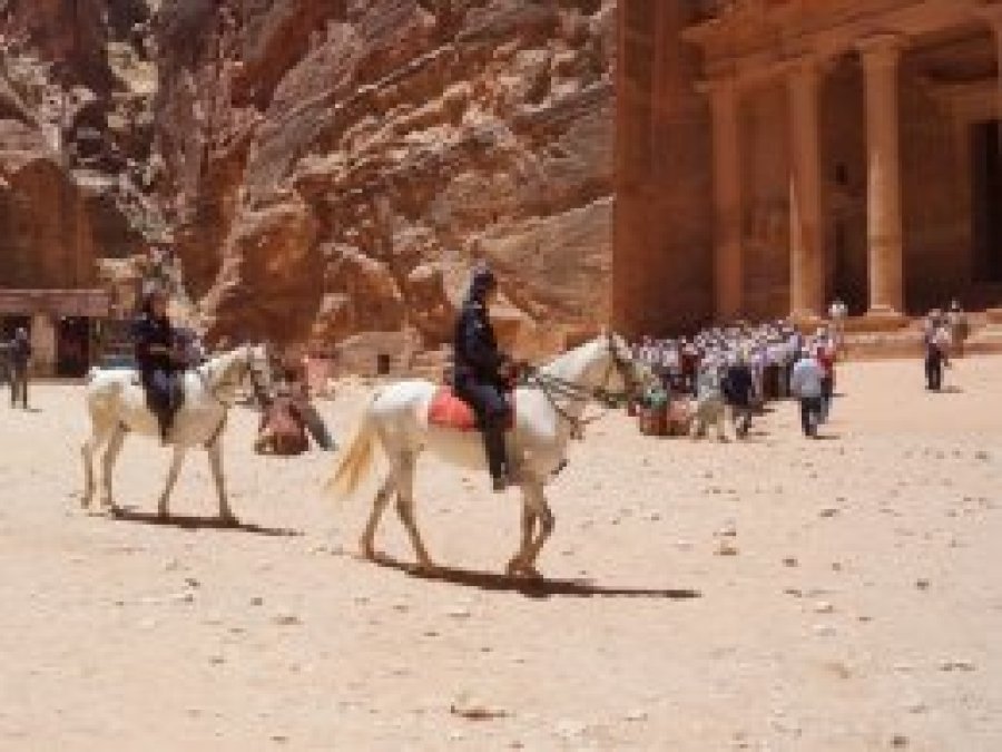 Petra'da Hazreti Harun'un türbesi ziyarete kapatıldı