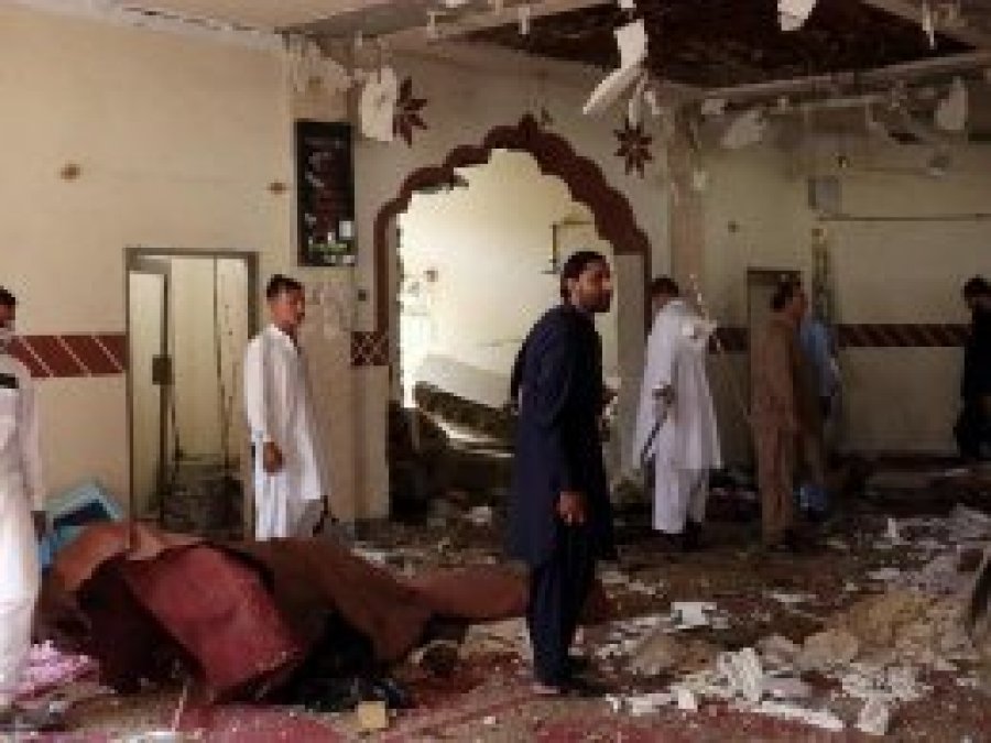 Pakistan: Cami saldırısında Taliban liderinin kardeşi öldü