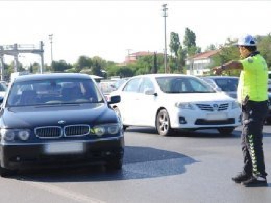 100 araçtan 7'sinde yangın tüpü bulunmadığı belirlendi