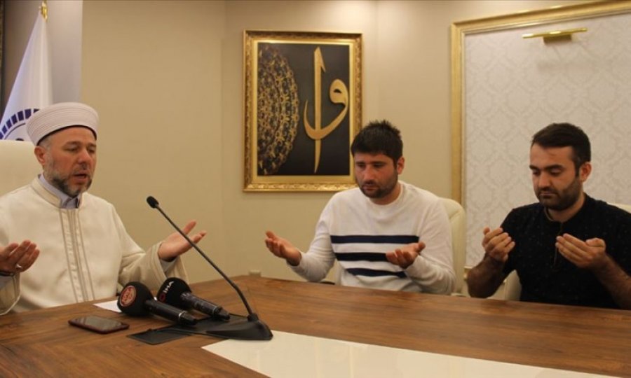 'Camiye gittiğimde, İslam beni kendine çekti'