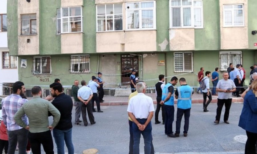 Deprem sonrası halk evini sigortalatmanın peşine düştü